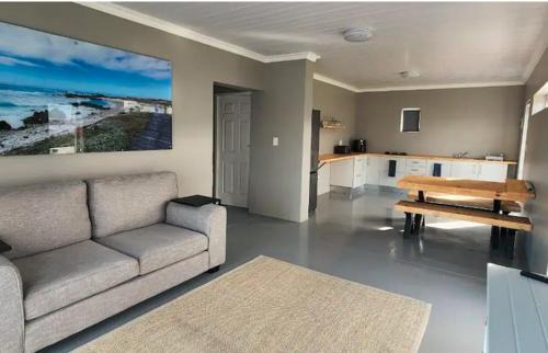 L'Agulhas House | Mya