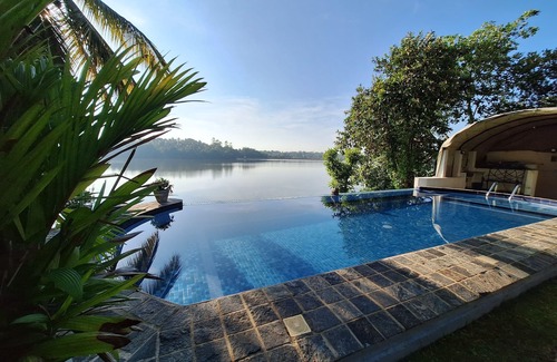 Bandaragama Villa | MYH - Lake Front Pvt Villa With Staff and Includes Free Breakfast of Your Choice