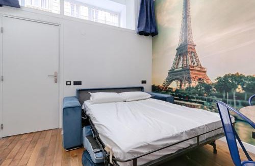 Quartier de la Plaine-de-Monceaux Apartment | MyKeypers - Modern & Cozy Duplex 6P - Arc de Triomphe