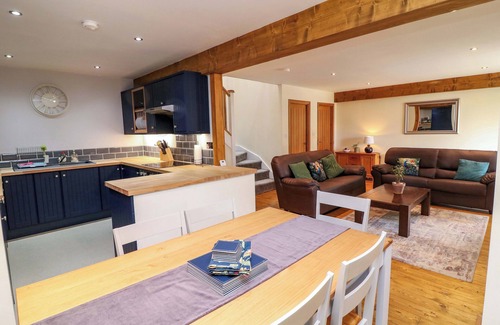 Dogdyke Cottage | MYLO'S COTTAGE, family friendly, with open fire in Boston