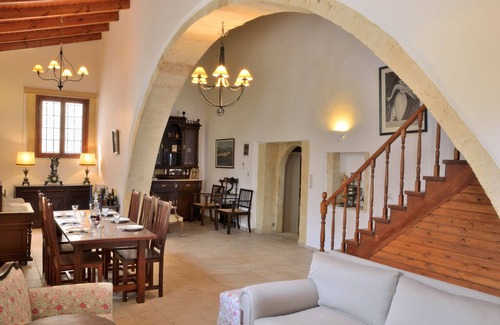 Kefalas Villa | Mylo villa,Pool,Next to All Amenities,Kefalas