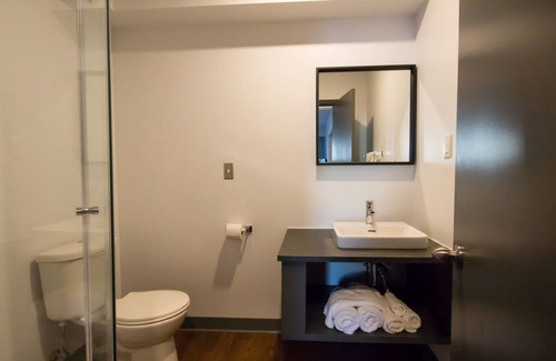 Portage La Prairie Hotel | Mynarski House