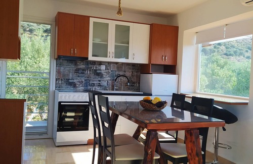 Faistos Villa | MyParadise-Farm Villa with jacuzzi and sea view for families and nature lovers