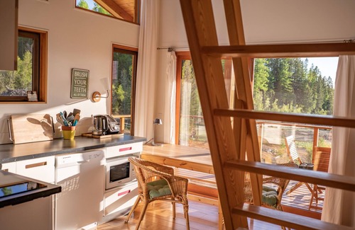 Central Okanagan Cabin | Myra Canyon Lodge + Ranch