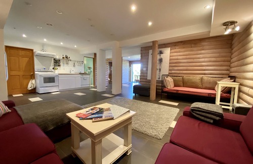 Central Okanagan Cabin | Myra Canyon Lodge + Ranch