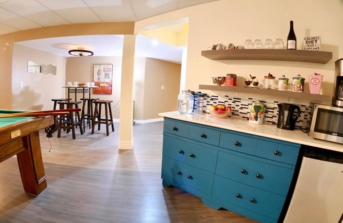 Southeast Kelowna House | Myra Park Bike Hike—Rural Retreat