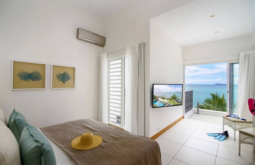 Cap Malheureux Hotel | Myra Seafront Suites with Lov