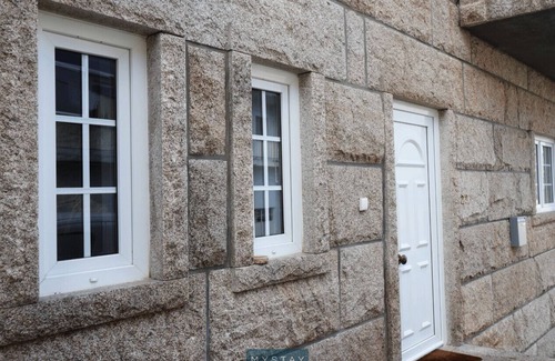 Montalegre e Padroso House | MyStay - Casa Miná | Double Balcony Castle View