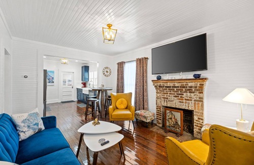 Port St. Joe House | Mystic Moon- family friendly, fenced yard, pets welcome!