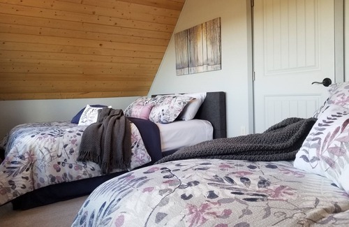 Williams House | Mystic Pines Alpaca Ranch, Close to Grand Canyon