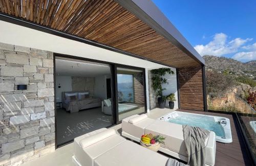 Achlia Villa | Mystique Luxury Suite
