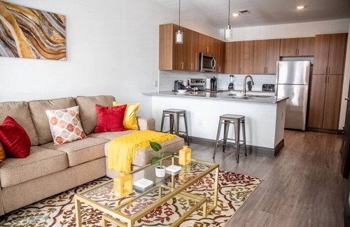 Downtown Apartment | Mystique Royale Room