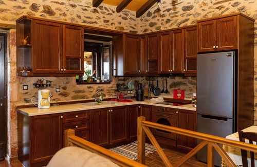 Pikoulianika Villa | Mystras Luxury House In The Hills