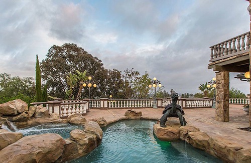 Laguna Hills Other | Mythea Castle Stunning Laguna Hills Getaway