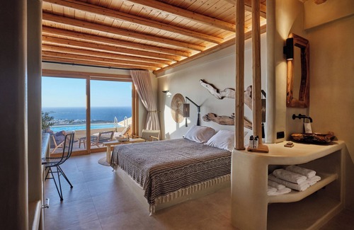 Nea Cryssi Akti Hotel | Mythic Paros