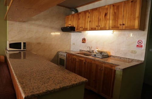Kfardebian Apartment | MzaarViews Chalets