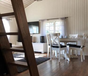 Aby House | Näkna Hill