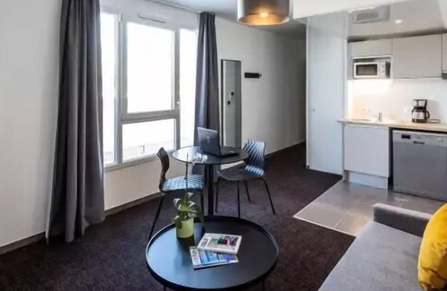 Velizy-Villacoublay Apartment | Néméa Aparthotel Résidence Vélizy Europe* - 2 room apartment for 2/4 people