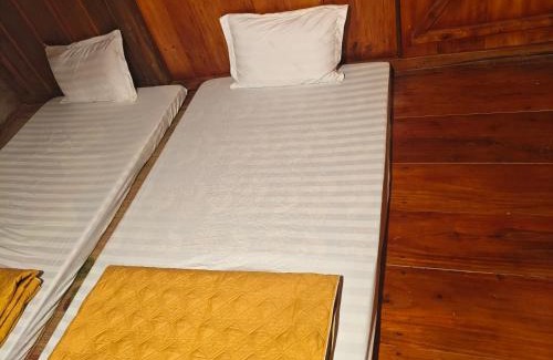 Quang Uyen Ski Chalet | Nùng An homestay-Motorbike Taxi
