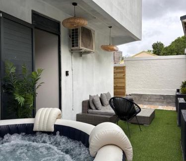 Point d'Or Apartment | NùnywƐ Ushindi - Proche Centre Commercial Milenis et du nouveau CHU