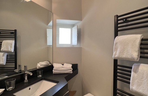 Avignon City Centre House | N°15 Les Confidences - Chambres D'hôtes