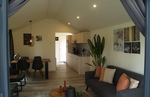 Ruinen House | n/a