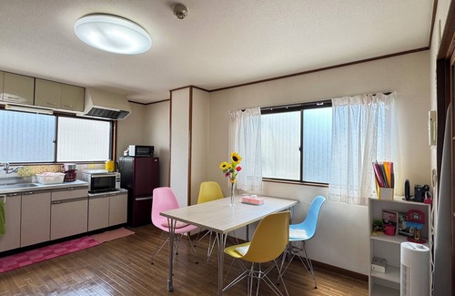 Sumiyoshi Condo | N ° 5 CONDOMINIUM - Second Floor Corner Apartment; 2 BedRoom Japanese Style