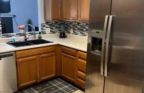 Powell House | N. Knoxville Long Term Quiet Corp Rental
