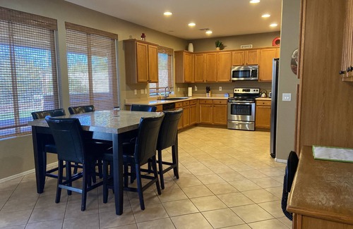 Anthem Country Club House | N PHX- Anthem-Great pool and view master planned neighborhood, parks, trails