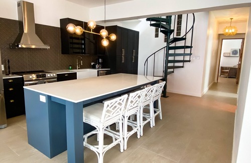 Parque Apartment | N1 Condos