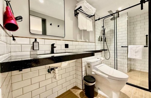 University District House | N2 Hotel