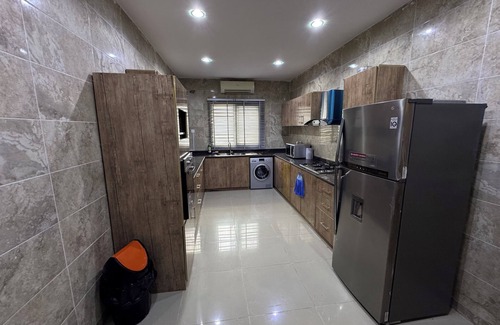 Lekki Phase 1 Apartment | n3bd waterfront, Rooftops Apartment on Admiralty Lekki-ikoyi w/Pool&Gym