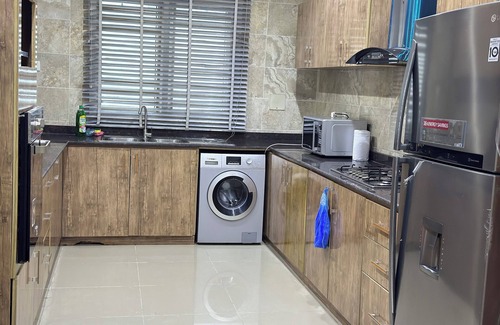 Lekki Phase 1 Apartment | n3bd waterfront, Rooftops Apartment on Admiralty Lekki-ikoyi w/Pool&Gym