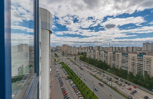 Ozero Dolgoe Apartment | Na Komendantskom 25 Apartment