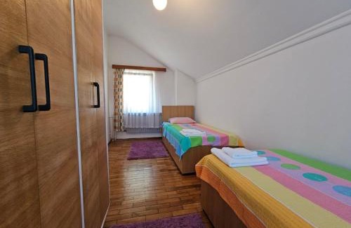 Perucac Apartment | na obali drine