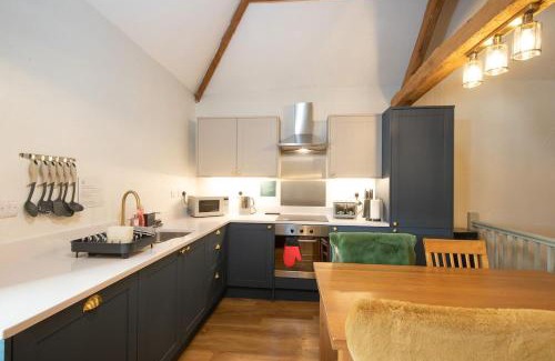 Crowdecote House | Nadin Cottage