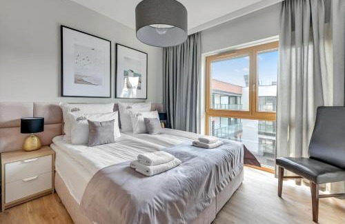 Gdansk City Center Apartment | Nadmotławie Riverside - Parking, Sauna & Gym by Downtown Apartments