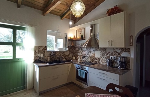 Gefira Mpania Cottage | Nafpaktos cottage by the sea for travelers and dreamers!