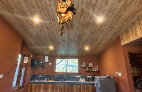 Naggar Cottage | Naggar Studio- 3BHK Homestay by Homeyhuts