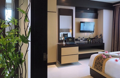 Lubuk Baja Hotel | Nagoya Mansion Hotel & Residence