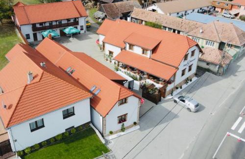 Martinis Bed & Breakfast | Nagy-Homoród Étterem és Panzió