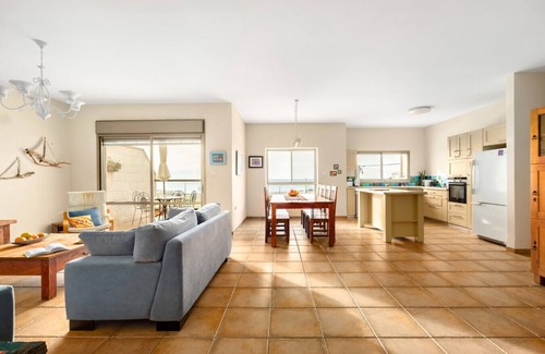 Nahariya Apartment | Nahariya Beachside Comfort Stay