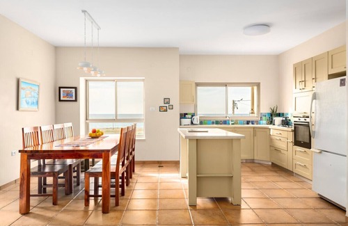 Nahariya Apartment | Nahariya Beachside Comfort Stay