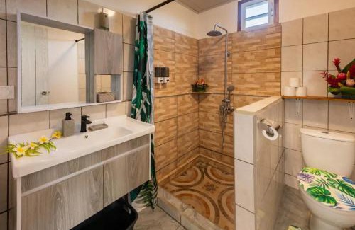 Nunue House | Nahi Lodge