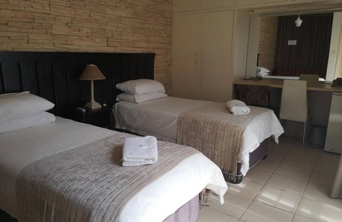 Nahoon House | Nahoon Mouth Guest House