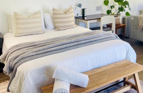 Nahoon Apartment | Nahoon Studio B