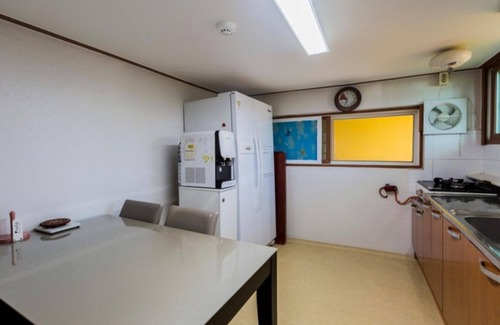 Naju House | Naju Mejuggookpineun Naju Pension