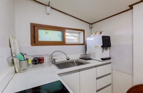 Naju House | Naju Mejuggookpineun Naju Pension