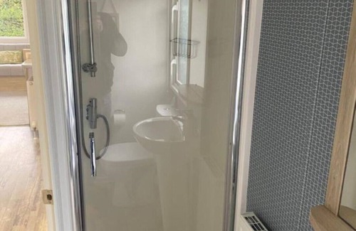 Knaresborough Cabin | Nala Lodge