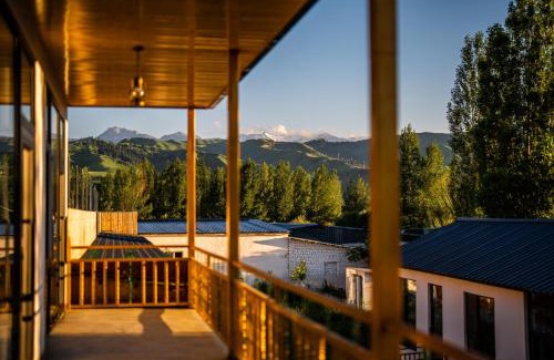 Xinyuan House | Nalati Funri Hotel